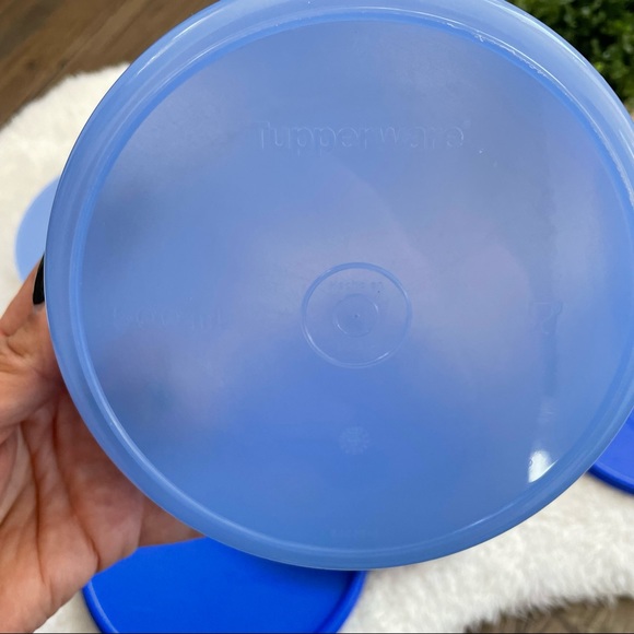 Tupperware (matching x 4) - Picture 9 of 9